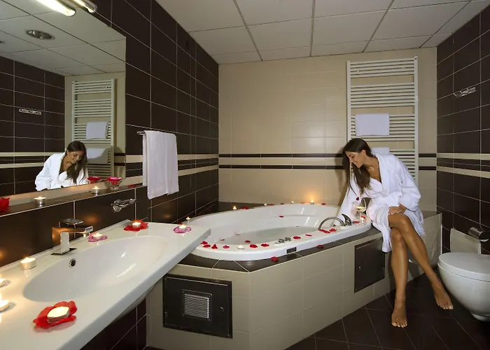 D120 Hotel 4*