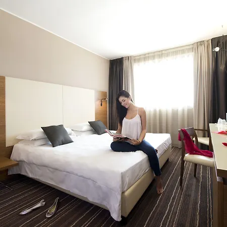 Szálloda D120 Olgiate Olona